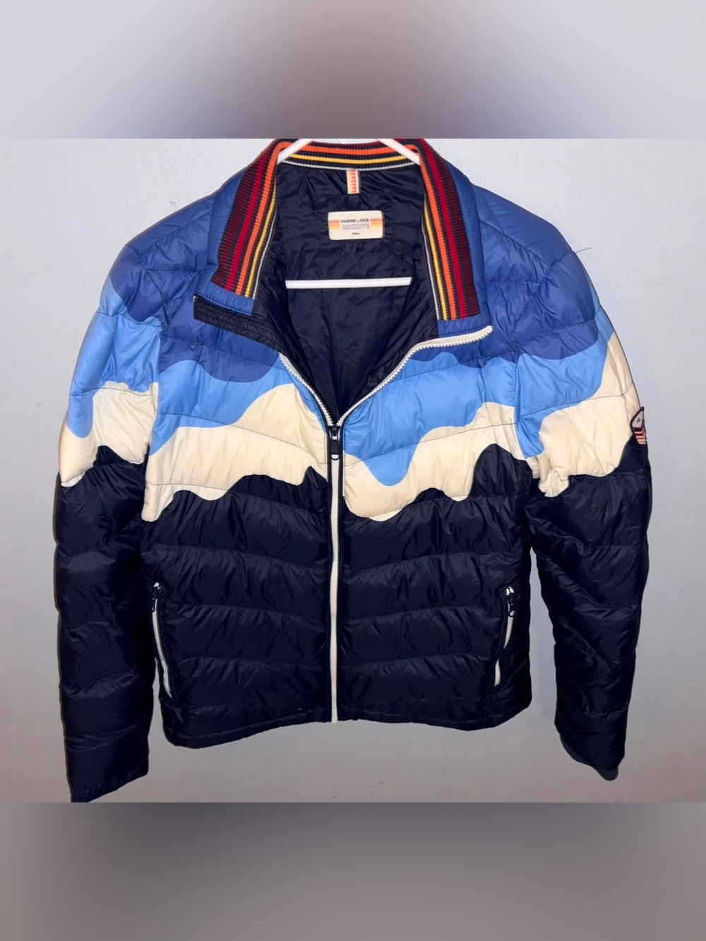 Marine Layer Men’s Archive Scenic Puffer Mock Jacket  Size Small.